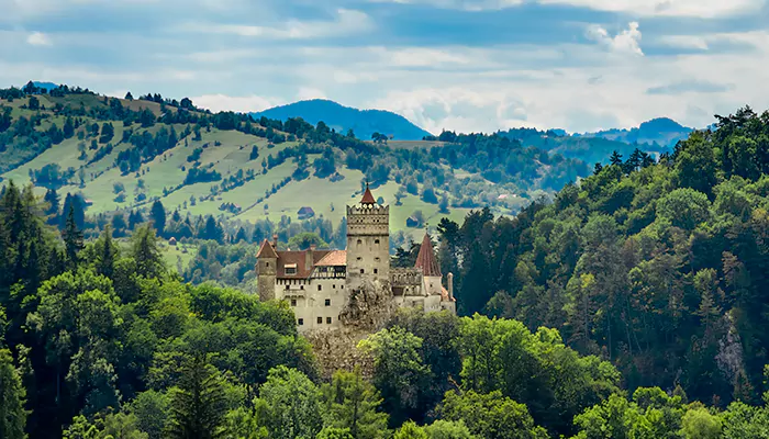 Discover Romania's majestic: Castles to Countryside, Nature's Best Awaits